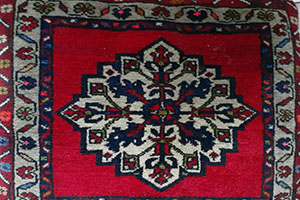 Halı minder
